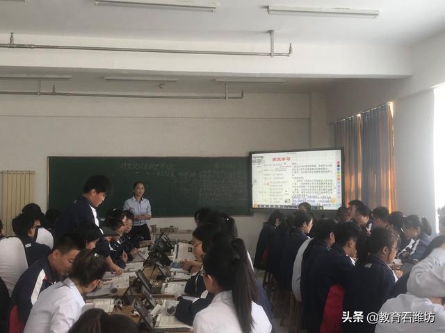 澳洲10官网 董鑫：用爱与责任书写教育篇章